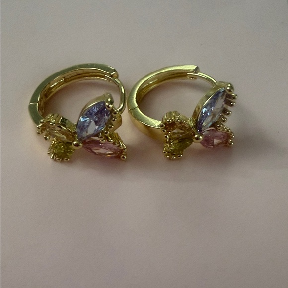 Pretty Bird Butterfly Gemstone Rings - Picture 7 of 8